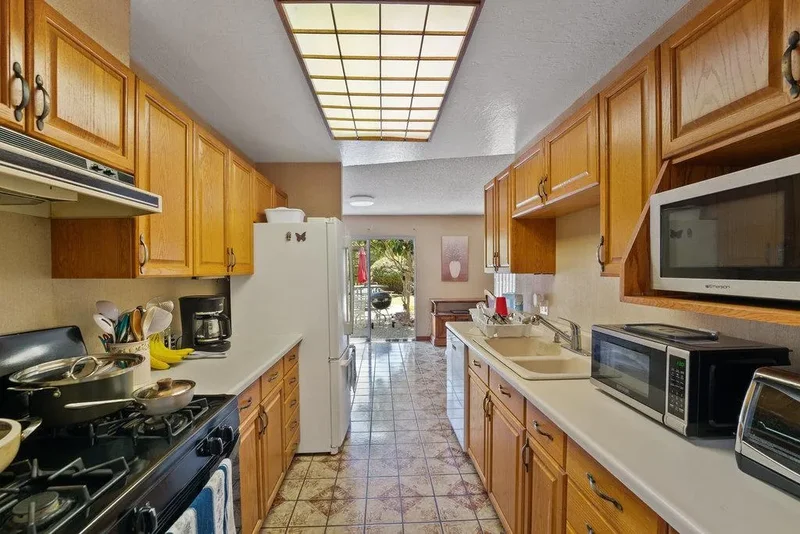 1239 La Madrona Drive, Santa Cruz, California, United States. - Photo 26