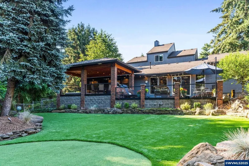 SingleFamily for sale in Salem