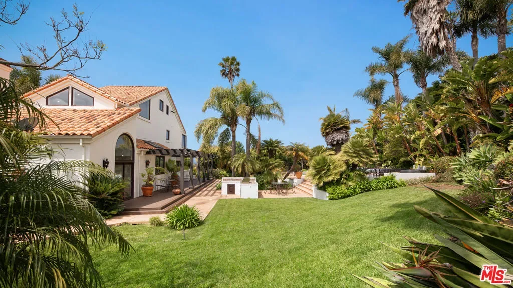 29675 Harvester Road, Malibu, California, United States. - Photo 28