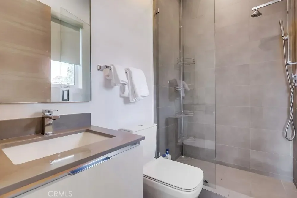 737 N Cherokee Avenue, Los Angeles, California, United States. - Photo 31