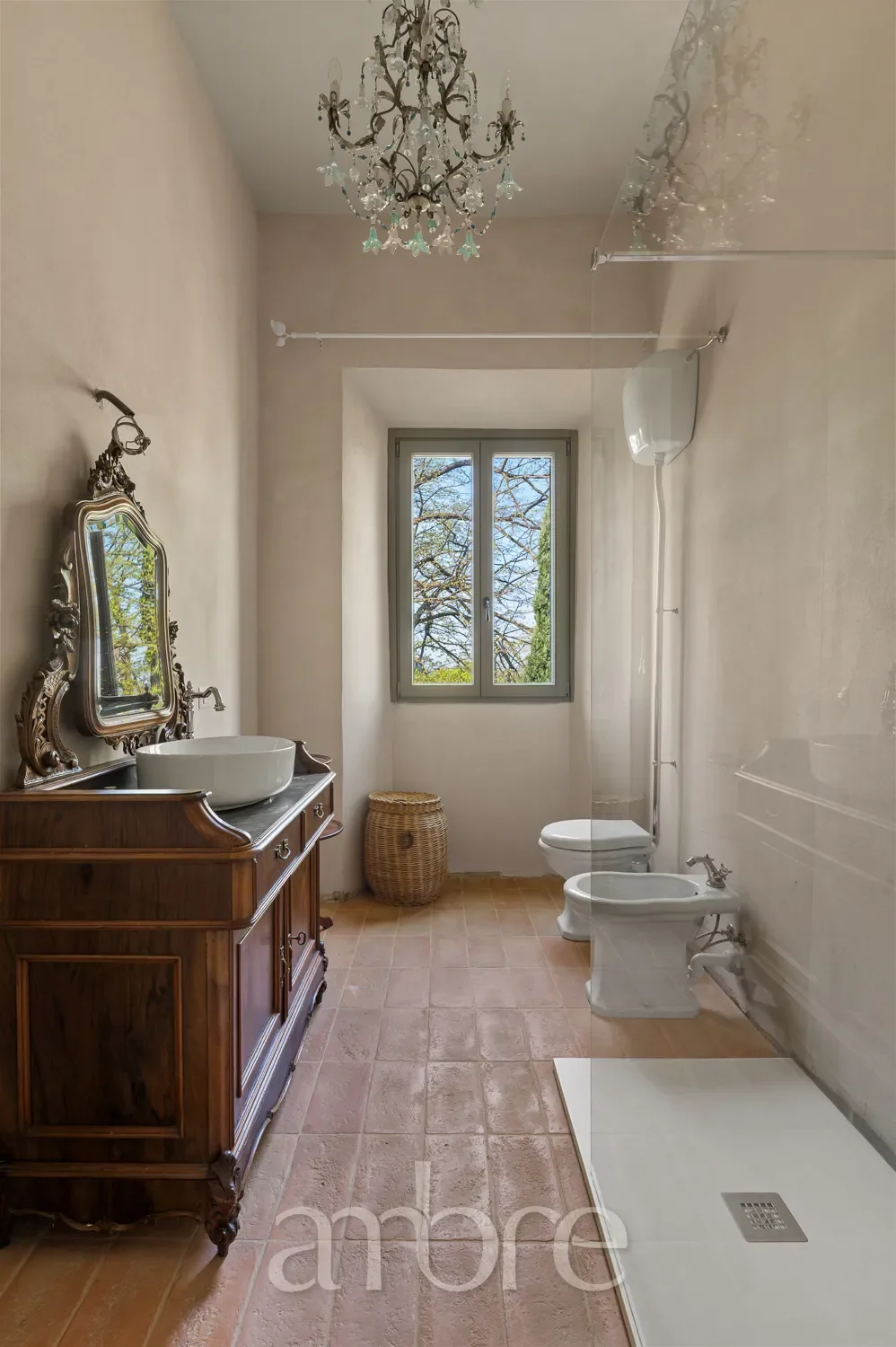Gallery photo 10