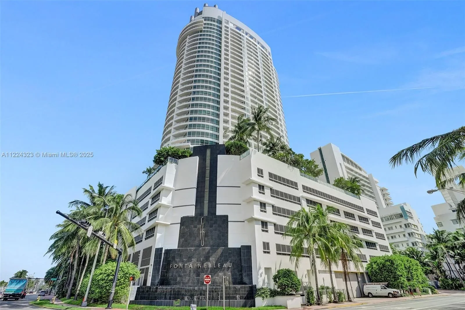 4401 COLLINS AV 2906/2908, Miami Beach, Florida, United States. - Photo 42