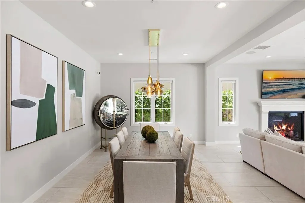 93 Interstellar, Irvine, California, United States. - Photo 26