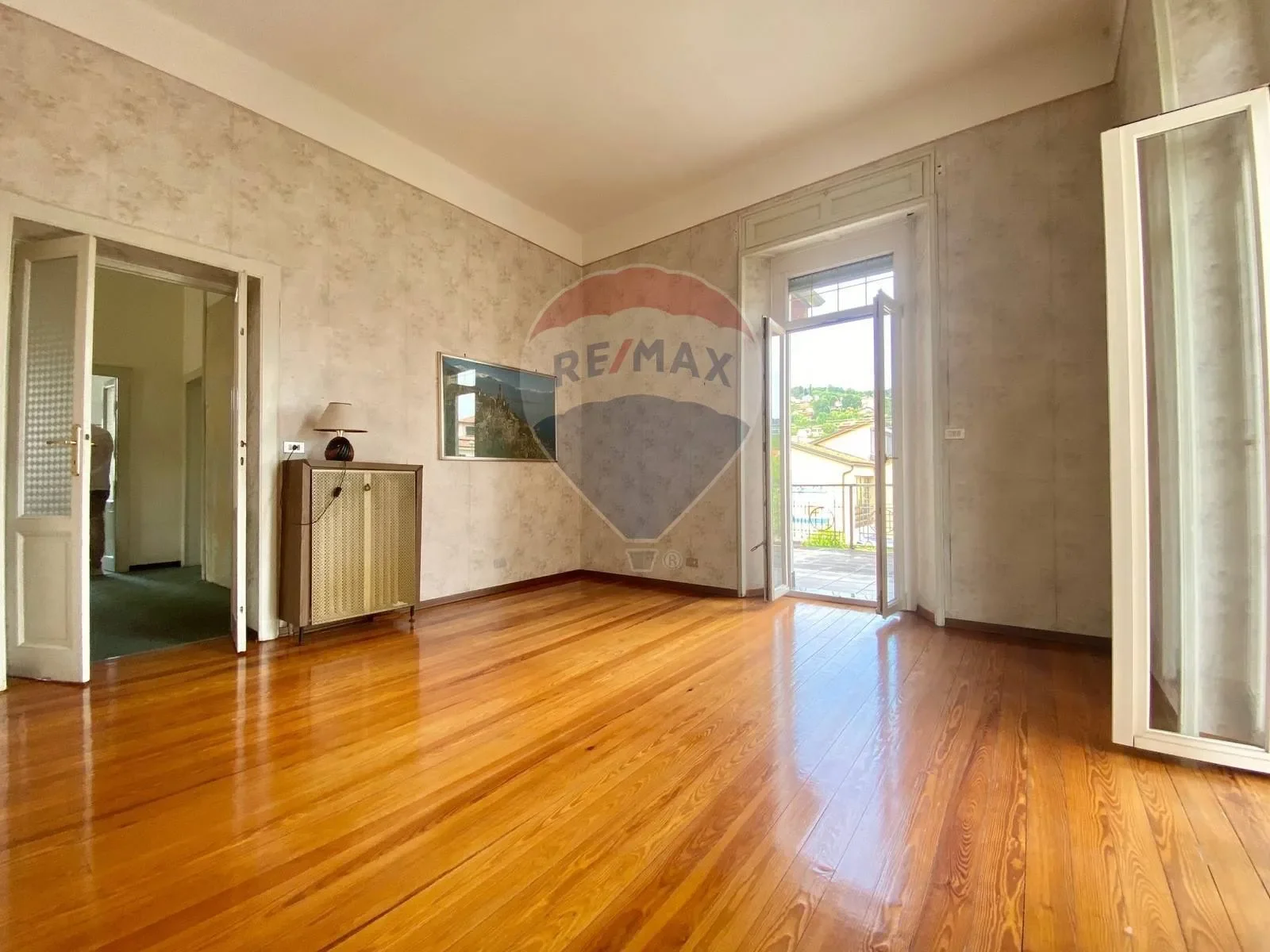 Corso Cairoli, Intra, Piedmont, Italy. - Photo 39