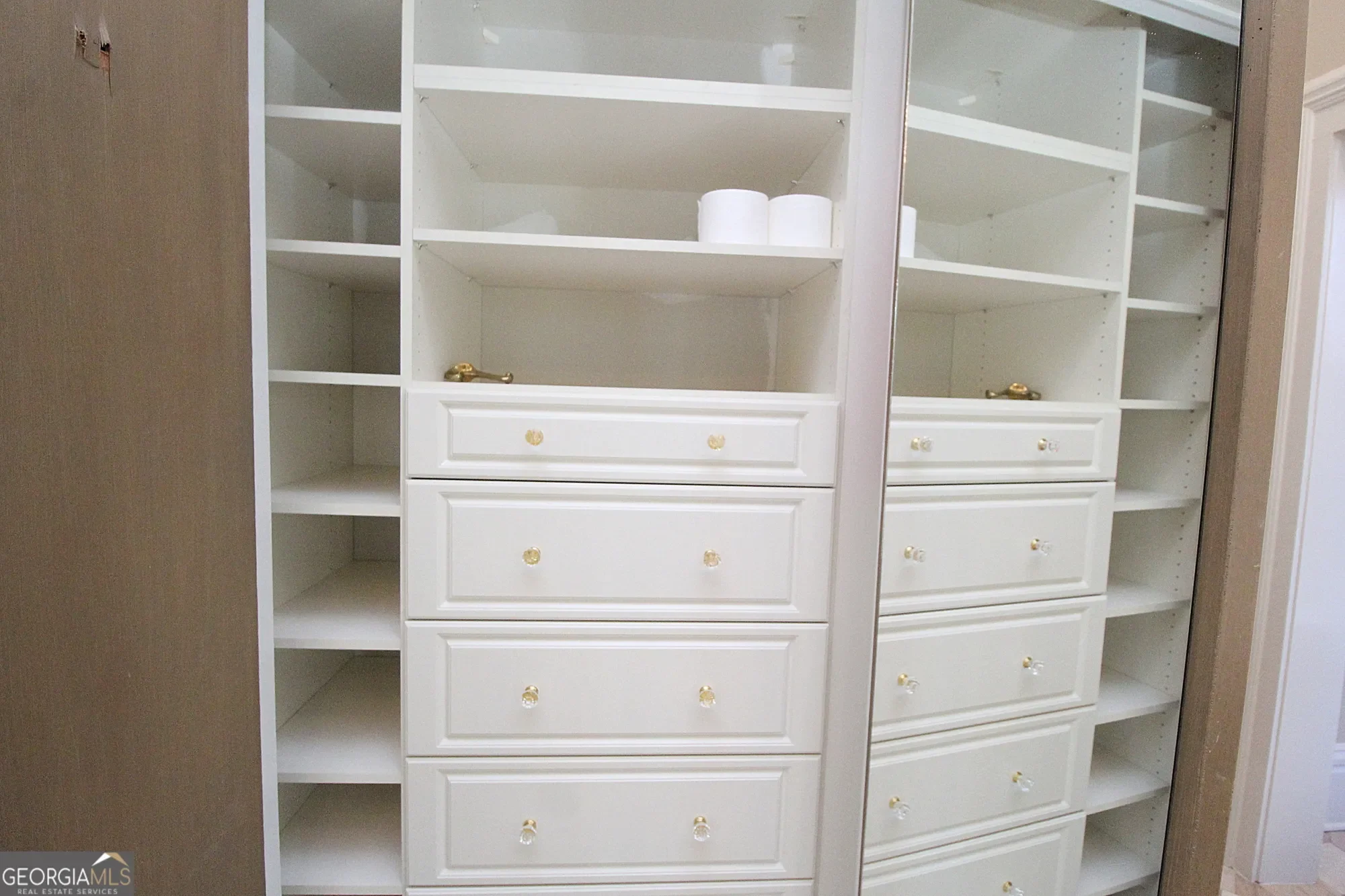 Gallery photo 3