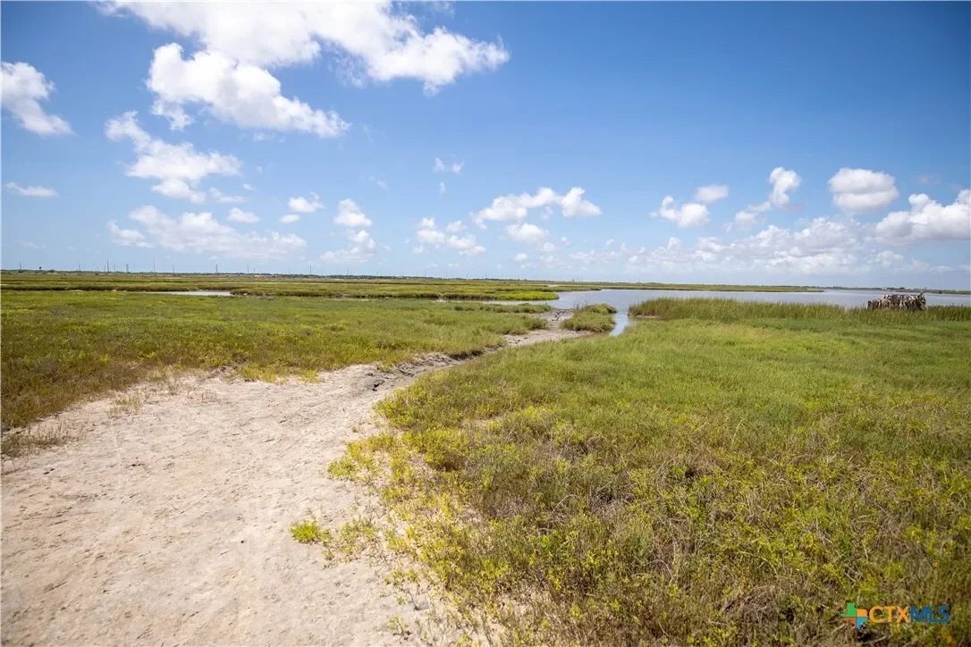 602-698 Cape Velero Drive, Rockport, TX 78382, Rockport, Texas, United States. - Photo 10