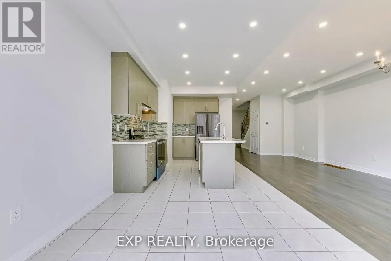 142 TOUCAN TRAIL, Oakville, Ontario, Canada. - Photo 8