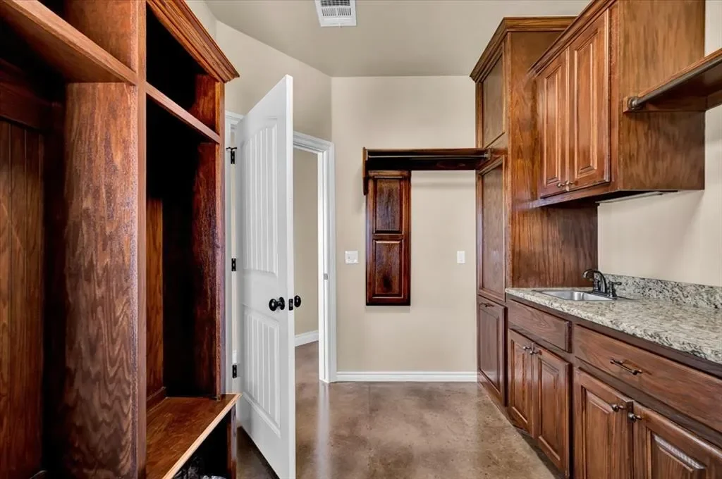 1582 High Ridge Drive, Blanchard, OK 73010, Blanchard, Oklahoma, United States. - Photo 26