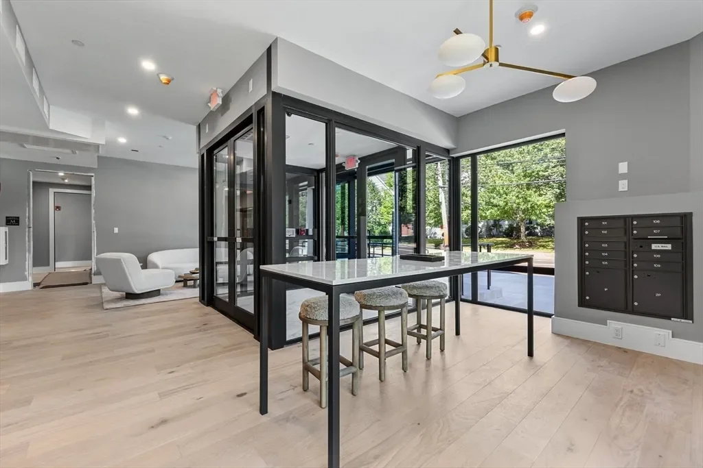 1114 Beacon St., Newton, Massachusetts, United States. - Photo 19