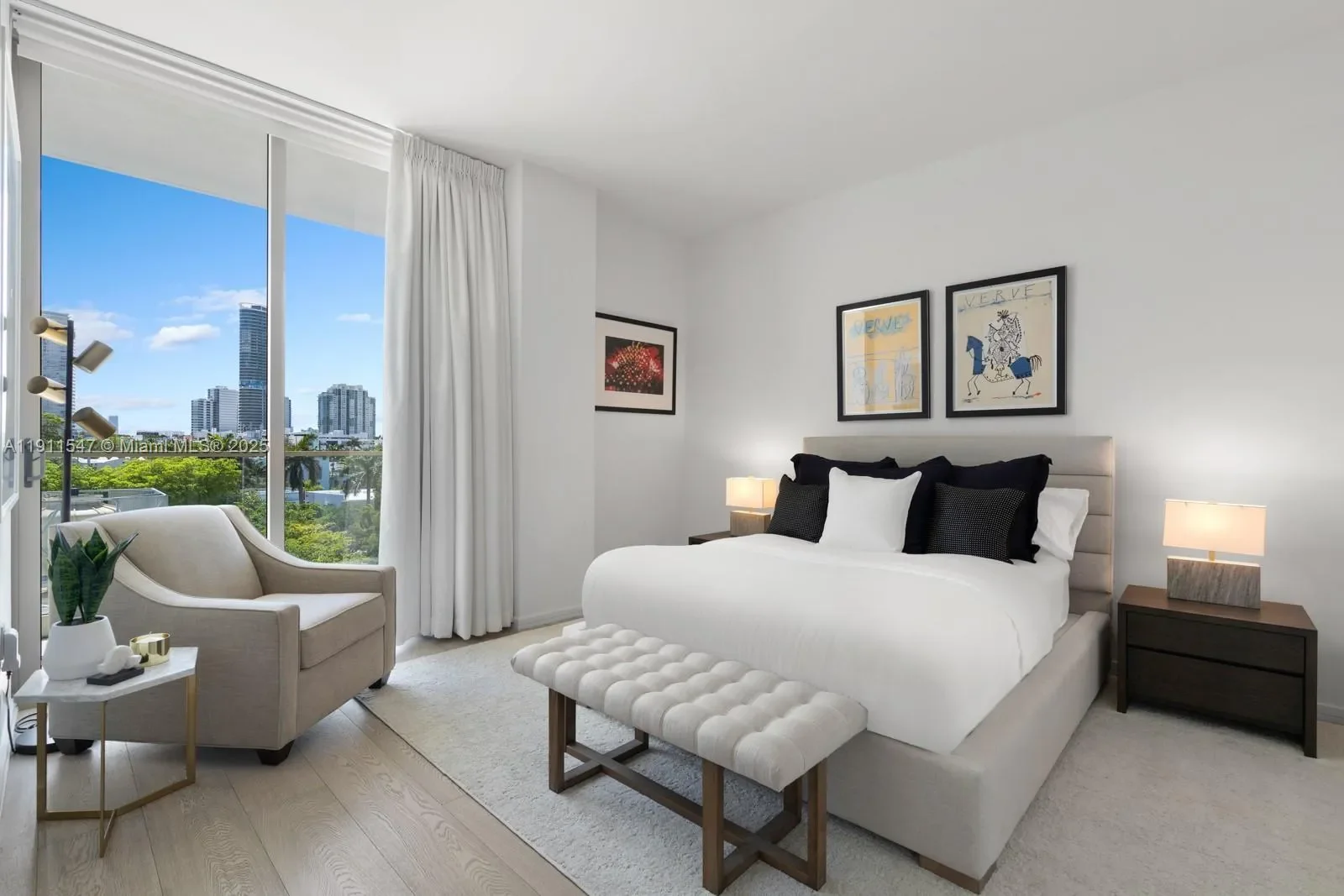 300 Collins Ave PH3, Miami Beach, Florida, United States. - Photo 31