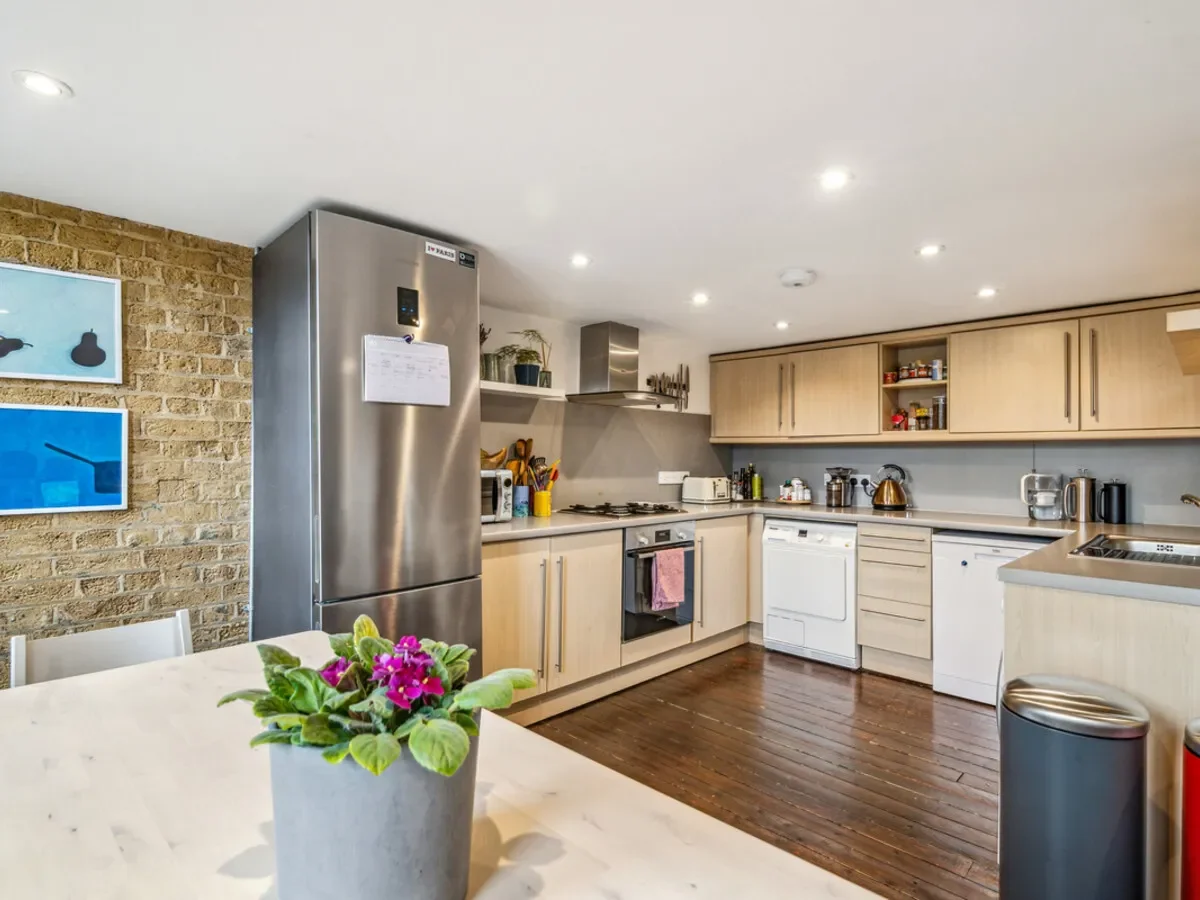 York Grove, London, SE15, London, England, United Kingdom. - Photo 13