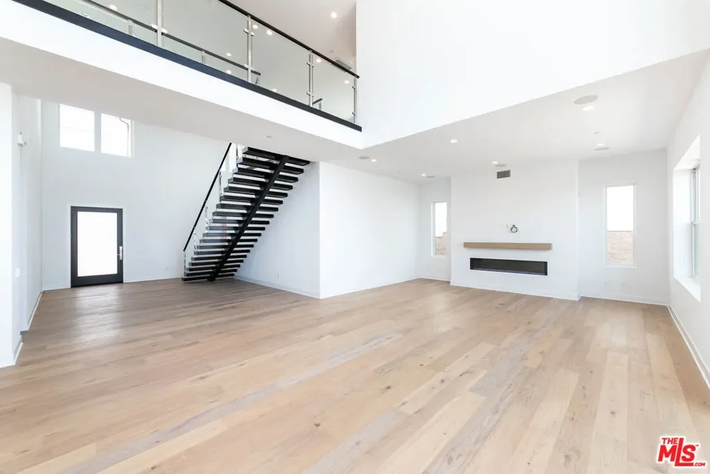 Gallery photo 9