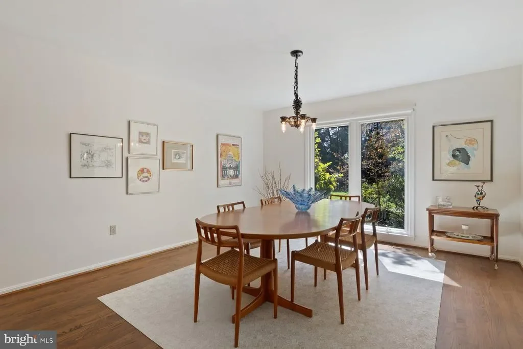 Gallery photo 10