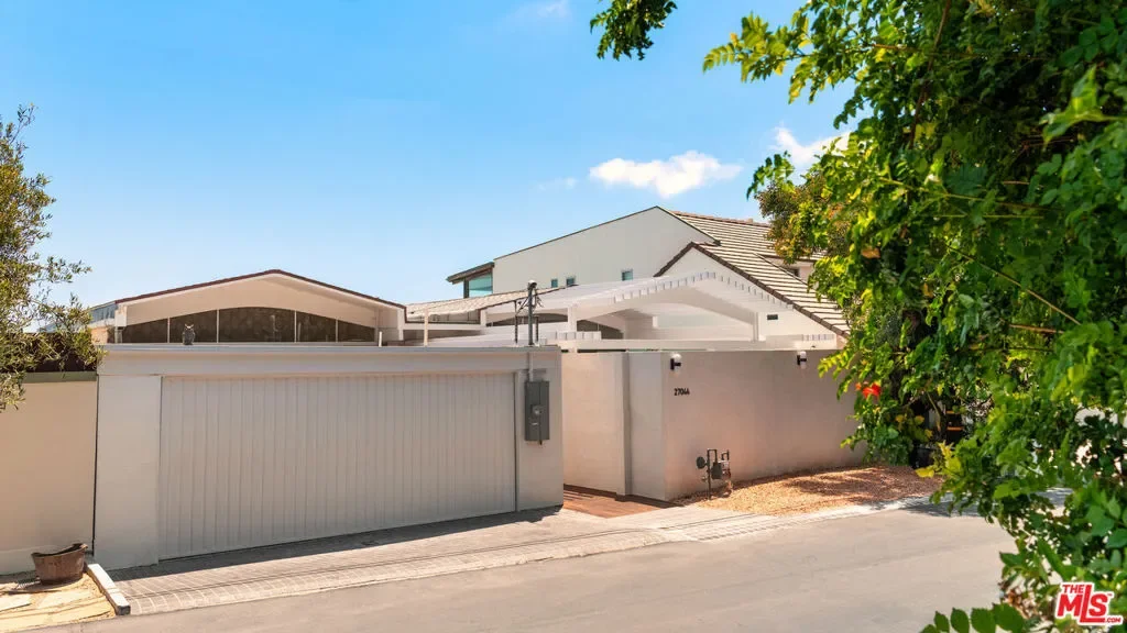 27044 Malibu Cove Colony Drive, Malibu, California, United States. - Photo 27