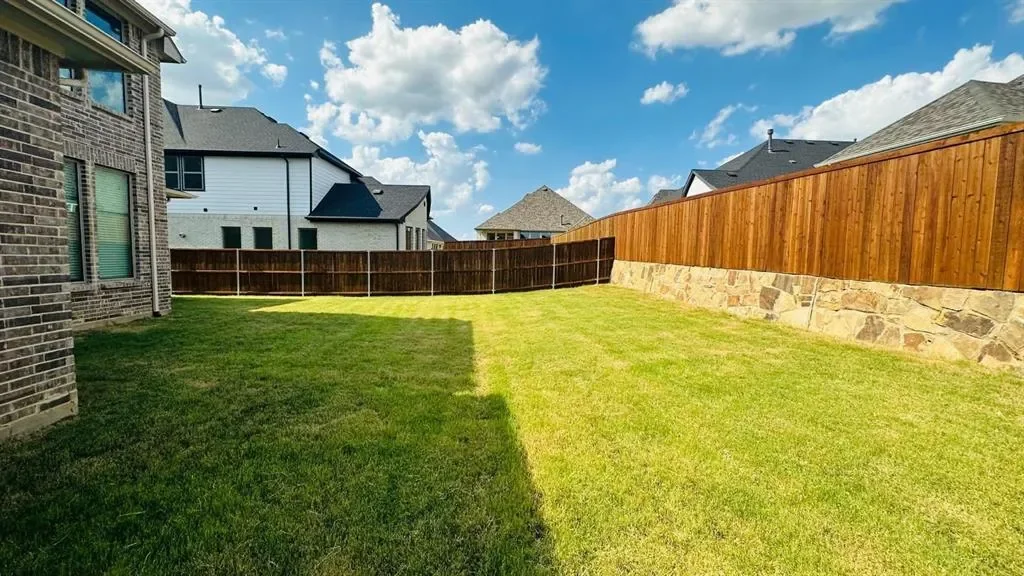 4112 Fall Aster Way, Aubrey, Texas, United States. - Photo 27