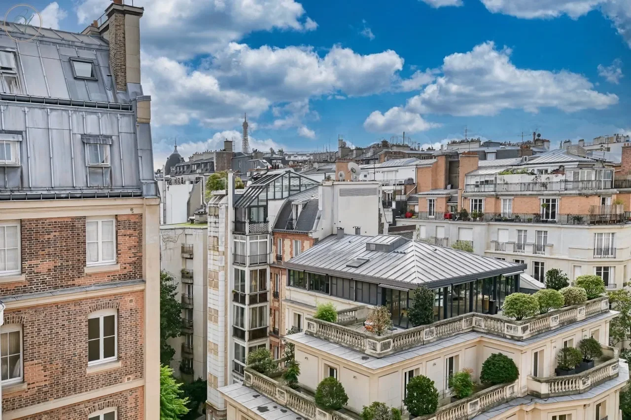 Paris, Île-de-France, France. - Photo 19