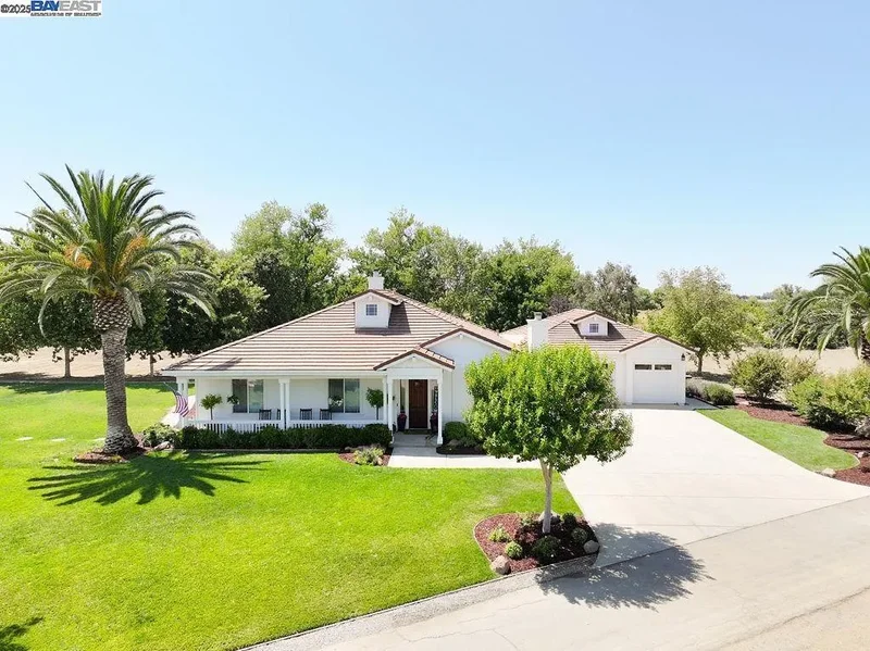 3335 Kellogg Creek Rd, Byron, California, United States. - Photo 5