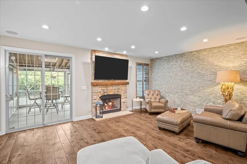 2531 Violet Street, Glenview, Illinois, United States. - Photo 29
