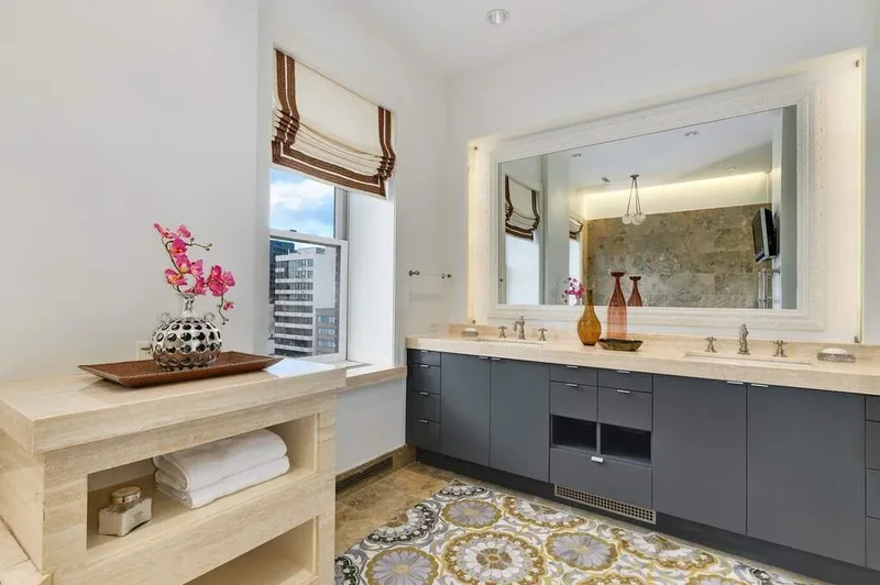 189 E. Lake Shore Drive, #PH18, Chicago, IL, 60611, USA, Chicago, Illinois, United States. - Photo 29