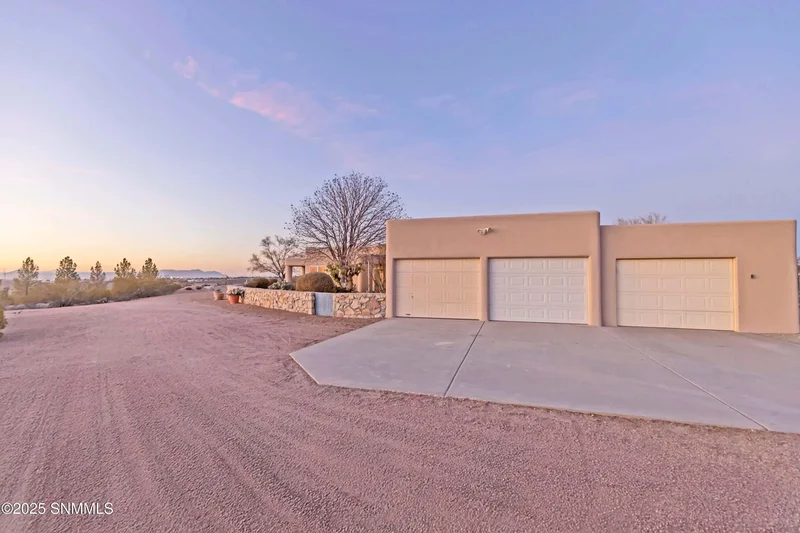 5495 Artist Road, Las Cruces, NM 88011, Las Cruces, New Mexico, United States. - Photo 48