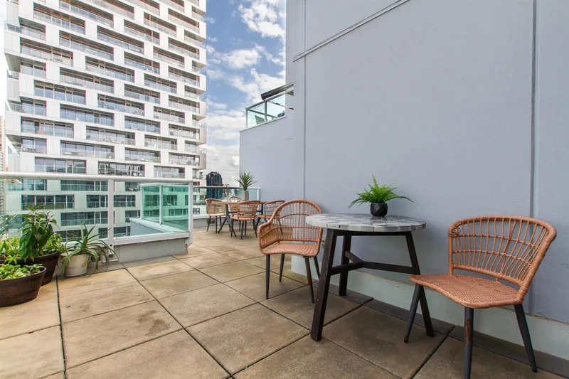 1500 Howe Street # 2301, Vancouver, BC, V6Z2N1, CANADA, Vancouver, British Columbia, Canada. - Photo 7