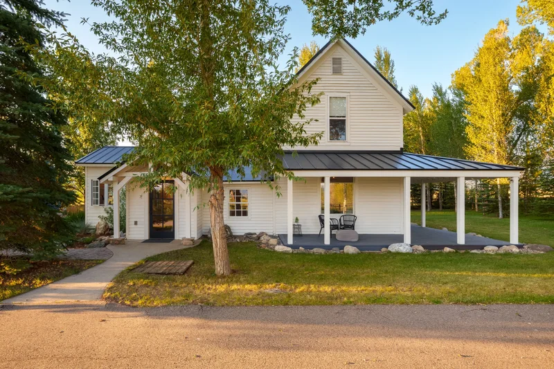 31900 County Road 22, Steamboat Springs, Co, 80487