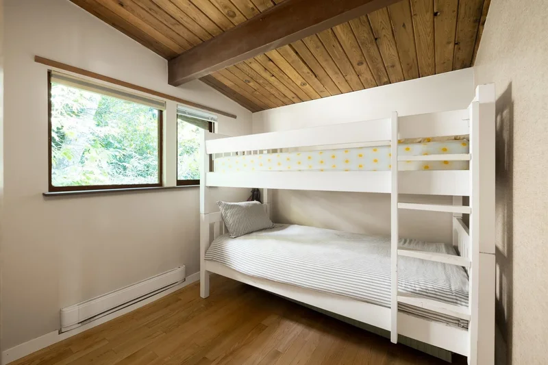 5733 Bluebell Drive, West Vancouver, British Columbia, Canada. - Photo 26