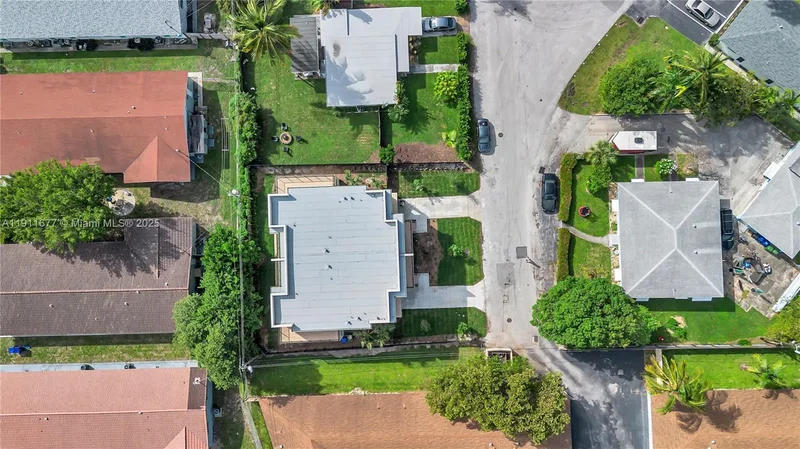 828 NE 14th St, Fort Lauderdale, Florida, United States. - Photo 51