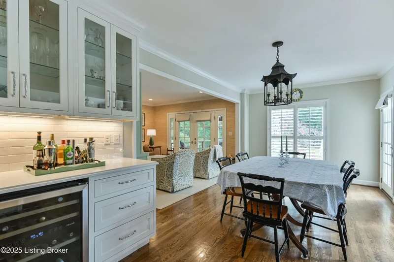 52 Harwood Rd, Louisville, KY 40222, Glenview, Kentucky, United States. - Photo 12