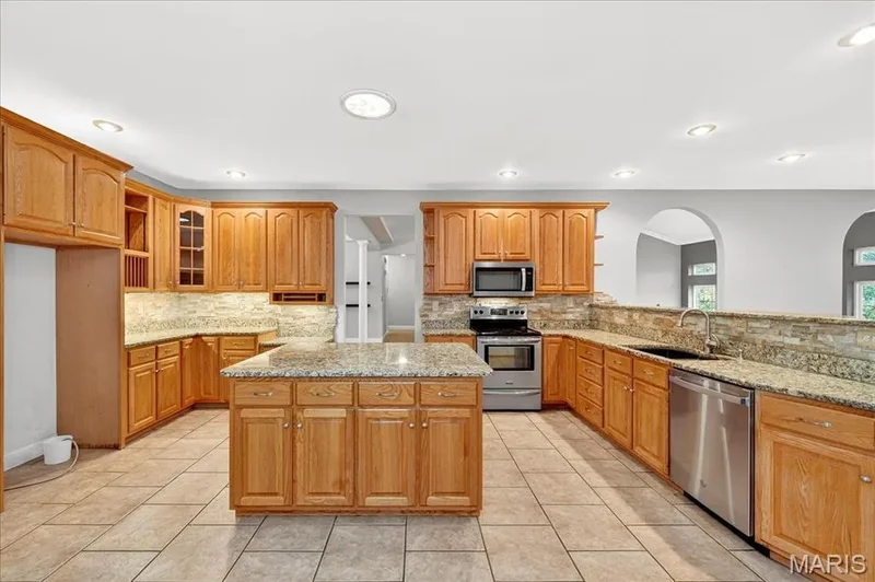 3940 Indian Ridge Lane, Defiance, Missouri, United States. - Photo 16