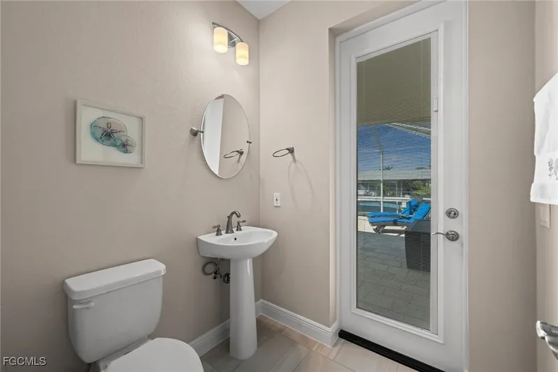 211 SE 37th Lane, Cape Coral, FL 33904, Cape Coral, Florida, United States. - Photo 19