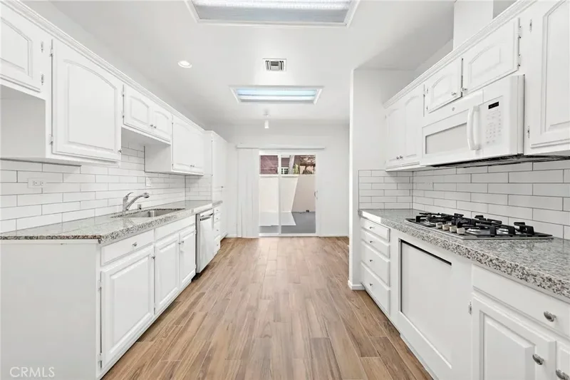 1585 Catalina, Laguna Beach, California, United States. - Photo 31