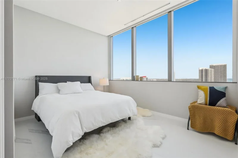 2000 S Ocean Dr 28A, Hallandale Beach, Florida, United States. - Photo 26