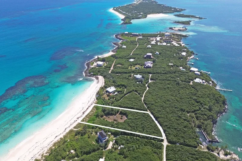 South End Beachfront , Guana Cay, Great Guana Cay, Hope Town, The Bahamas. - Photo 5