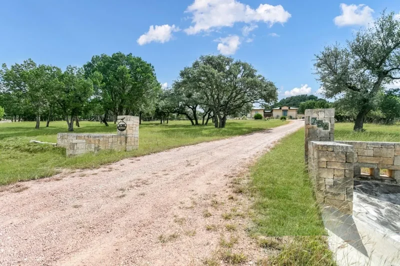 756 Cool Water Ranch Road, Fredericksburg, Texas, United States. - Photo 2