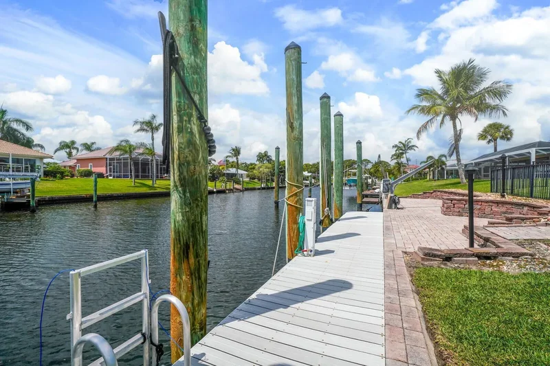 8502 SE Royal Street, Hobe Sound, Florida, United States. - Photo 23