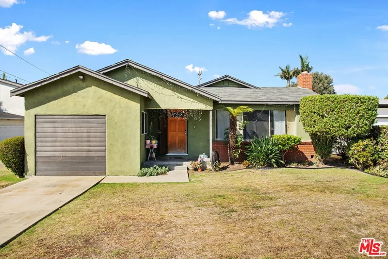 4373 Mcconnell Boulevard, Los Angeles, California, United States. - Photo 3