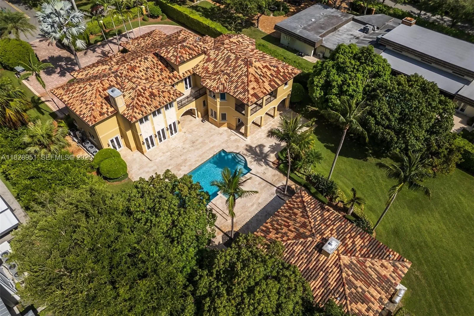 10851 SW 63rd Ave, Coral Gables, Florida, United States. - Photo 24