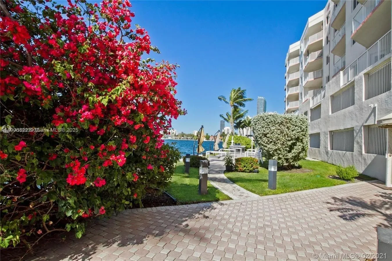 18260 N Bay Road , Sunny Isles FL 33160, Golden Beach, Florida, United States. - Photo 11