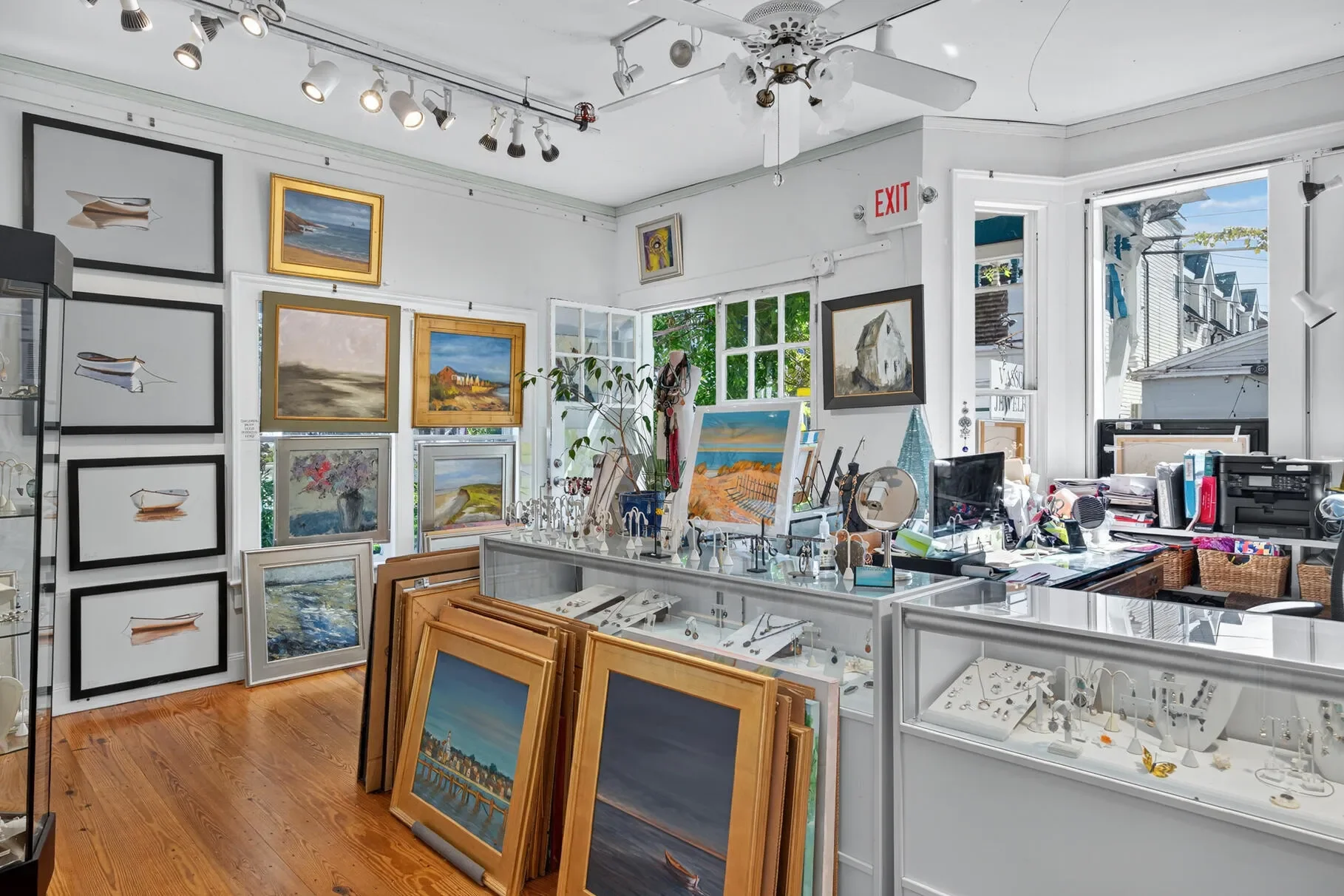 Gallery photo 9
