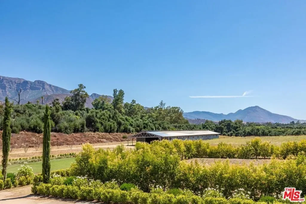 Ojai, California, United States. - Photo 25