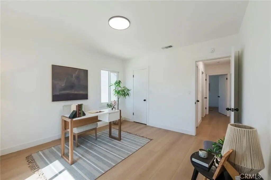 4224 Falcon, Signal Hill, California, United States. - Photo 12