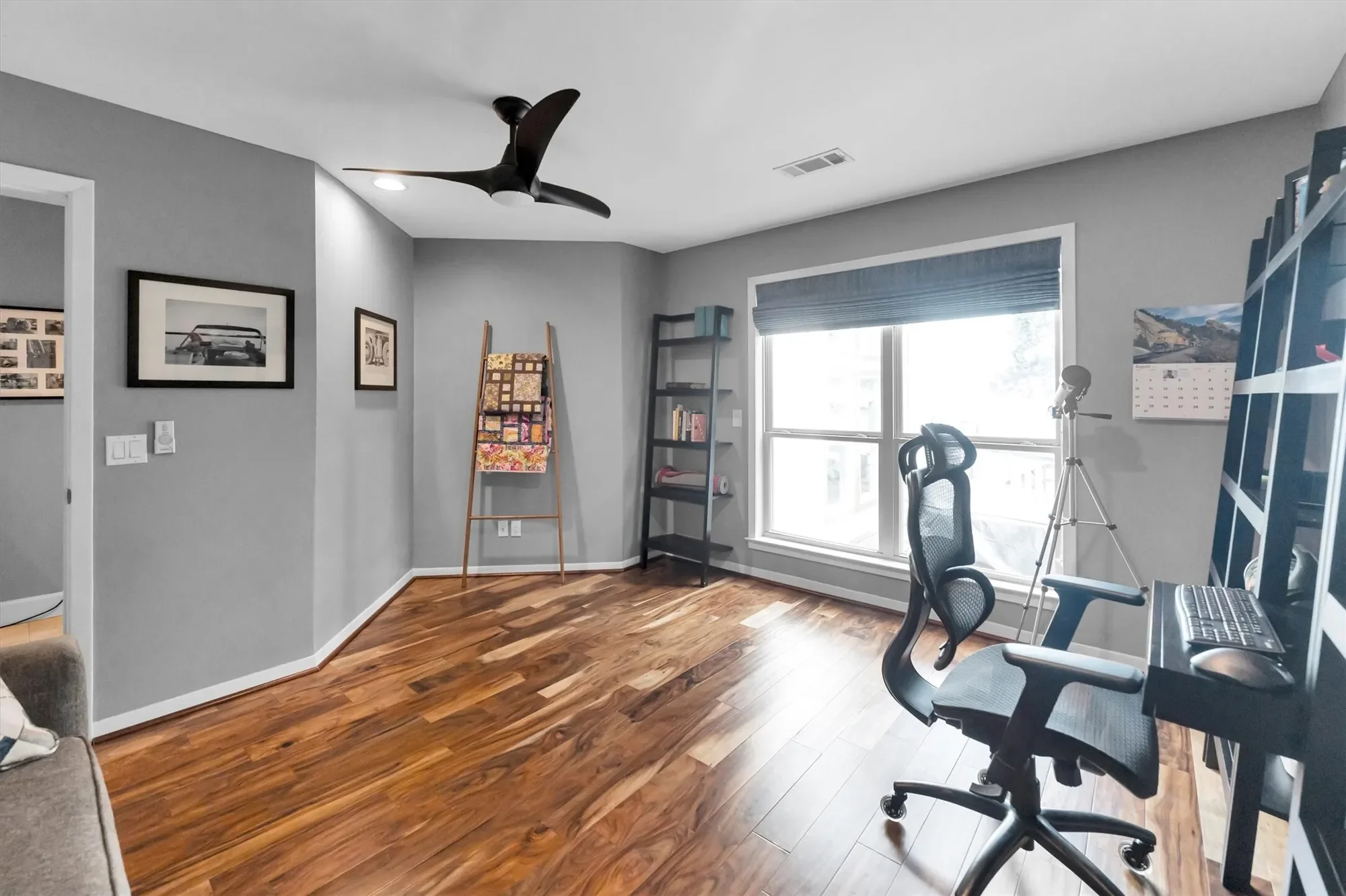 Gallery photo 12