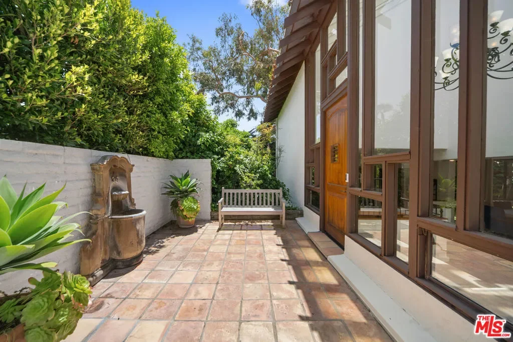 31830 Broad Beach Road, Malibu, California, United States. - Photo 21