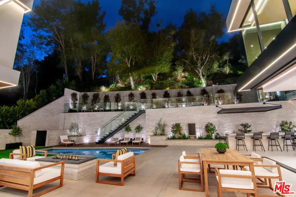 2641 Hutton Drive, Beverly Hills, California, United States. - Photo 39