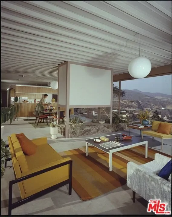 1635 Woods Drive, Los Angeles, California, United States. - Photo 16