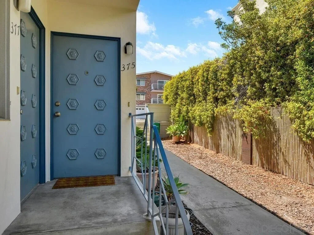 375-81 Rosecrans Street, San Diego, California, United States. - Photo 14