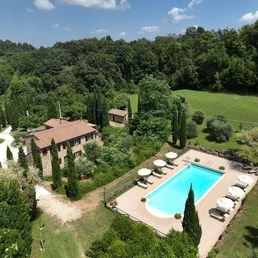 Casale in vendita a Chianni(PI) in Ottimo composto da 9vani