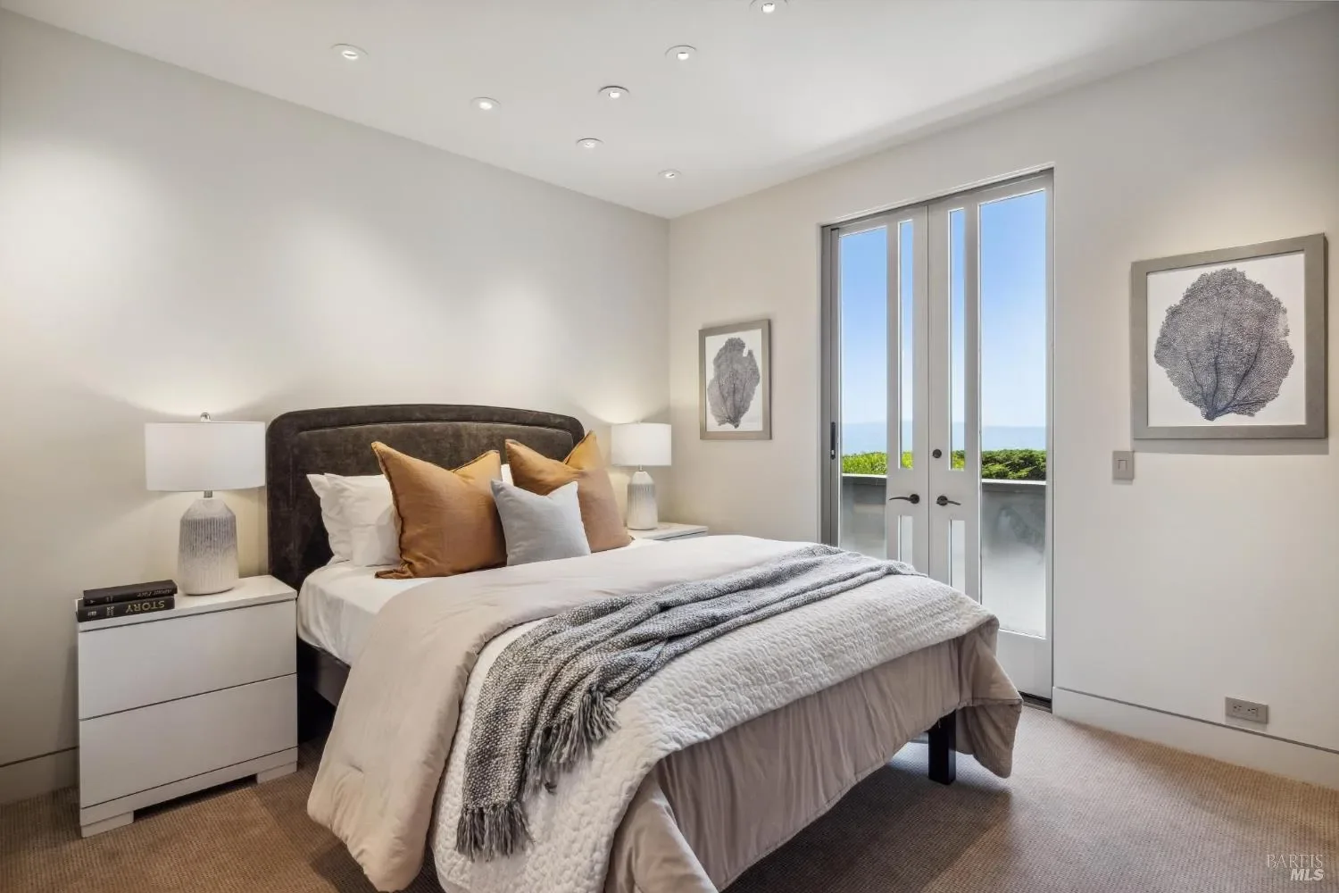 83 Mount Tiburon Road, Tiburon, California, United States. - Photo 74