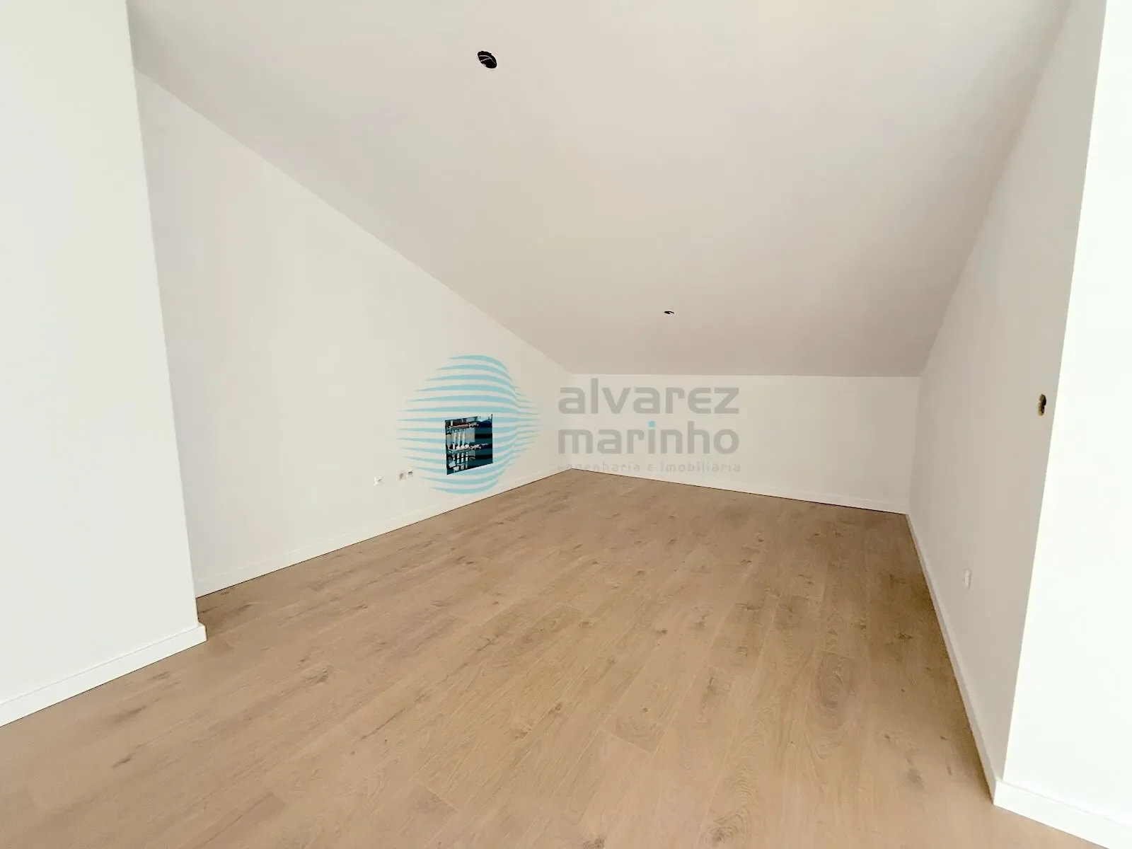Gallery photo 9